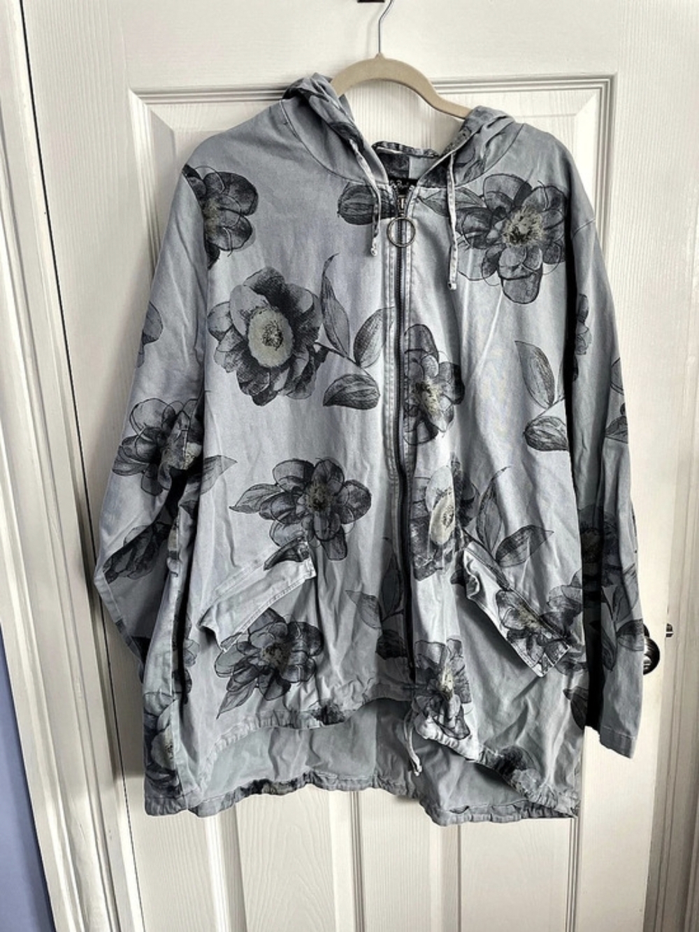 Ulla Popken Floral Hooded Jacket Gray Size 24/26